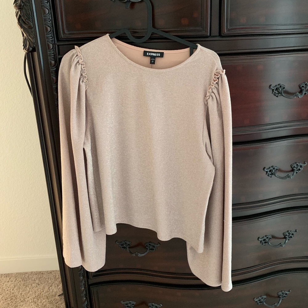 Express long sleeve